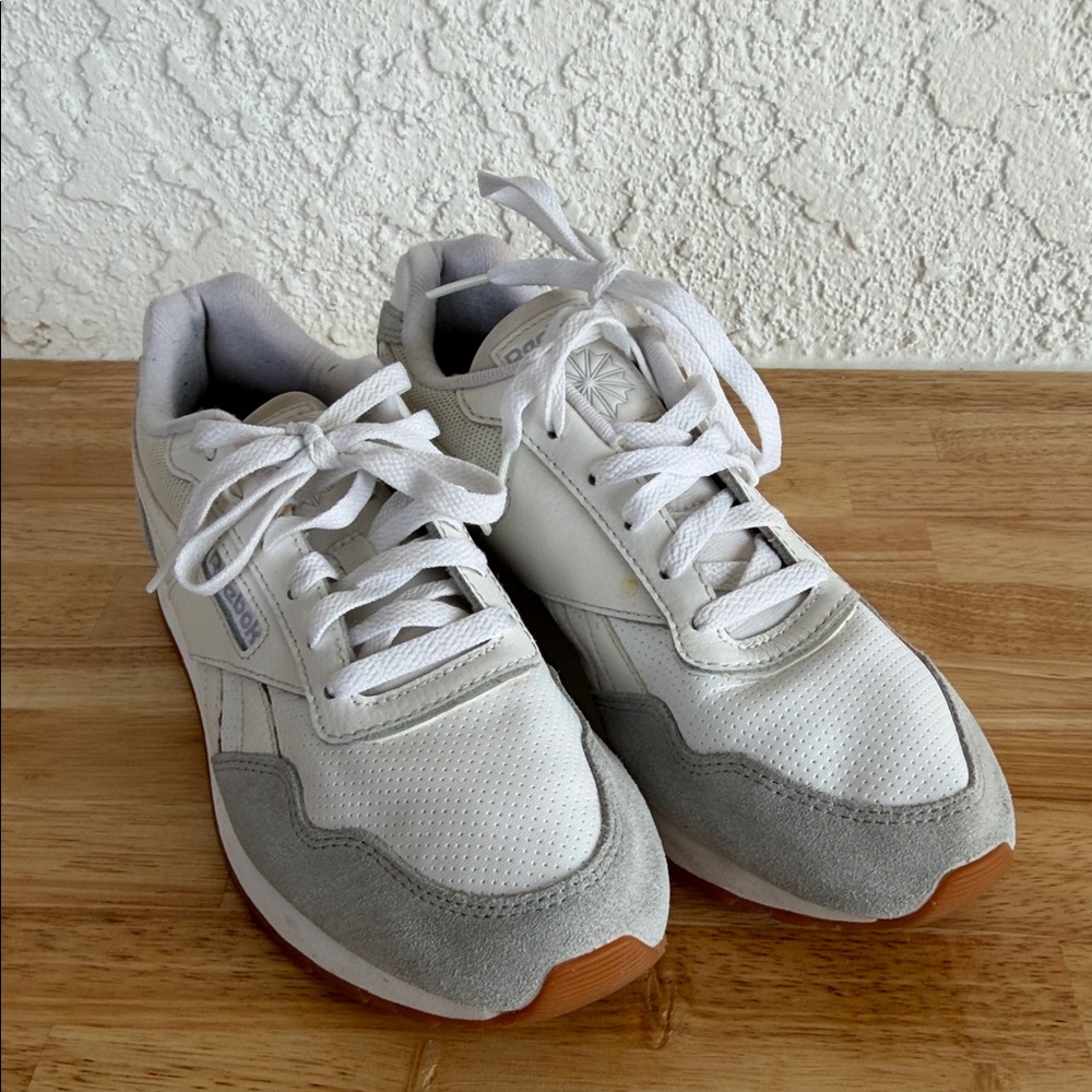 Reebok Women   White and Gray Athletic Sneakers